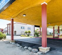 Rodeway Inn & Suites Canyon Lake Exterior
