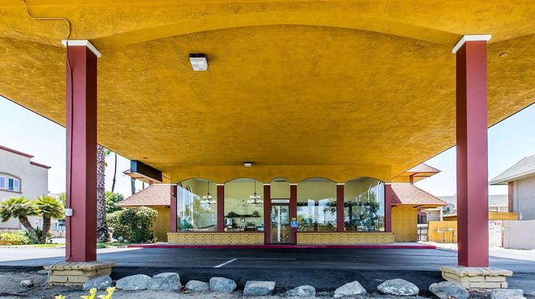 Rodeway Inn & Suites Canyon Lake Exterior