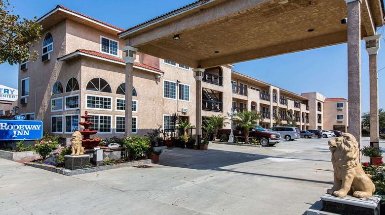 <b>Rodeway Inn Cypress Buena Park Exterior</b>. Images powered by <a href="https://iceportal.shijigroup.com/" title="IcePortal" target="_blank">IcePortal</a>.