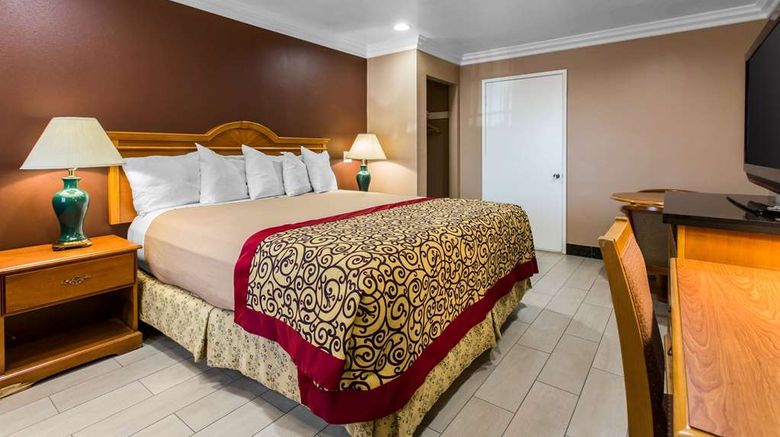 <b>Rodeway Inn Cypress Buena Park Room</b>. Images powered by <a href="https://iceportal.shijigroup.com/" title="IcePortal" target="_blank">IcePortal</a>.