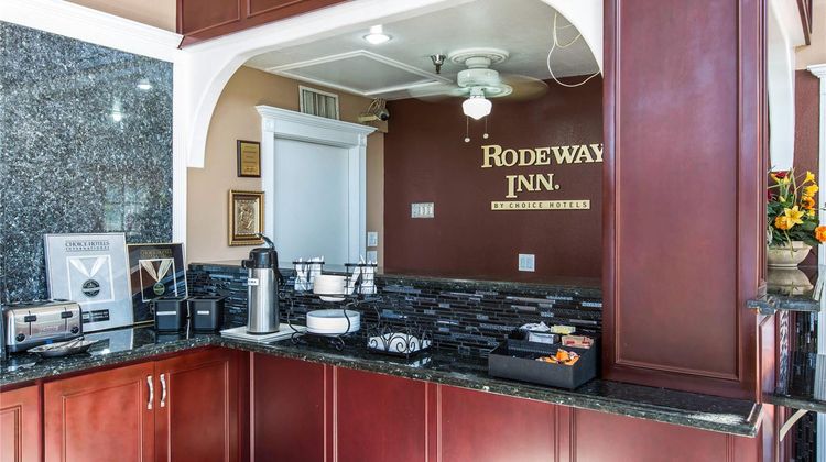 Rodeway Inn Cypress Buena Park Lobby
