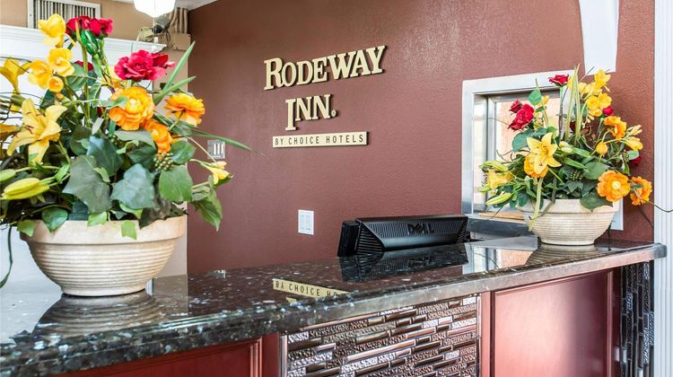 Rodeway Inn Cypress Buena Park Lobby