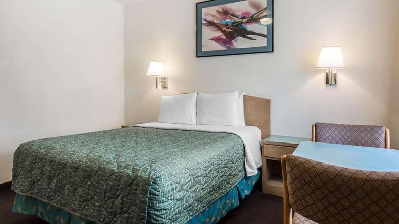 <b>Rodeway Inn Beaumont Room</b>. Images powered by <a href="https://iceportal.shijigroup.com/" title="IcePortal" target="_blank">IcePortal</a>.
