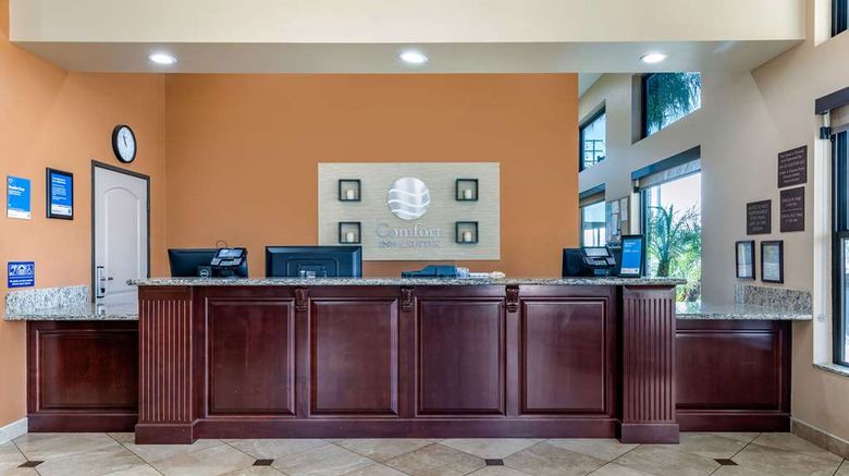 <b>Comfort Inn & Suites San Bernardino Lobby</b>. Images powered by <a href="https://iceportal.shijigroup.com/" title="IcePortal" target="_blank">IcePortal</a>.