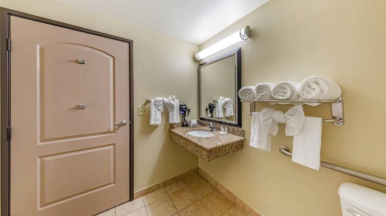 <b>Comfort Inn & Suites San Bernardino Room</b>. Images powered by <a href="https://iceportal.shijigroup.com/" title="IcePortal" target="_blank">IcePortal</a>.