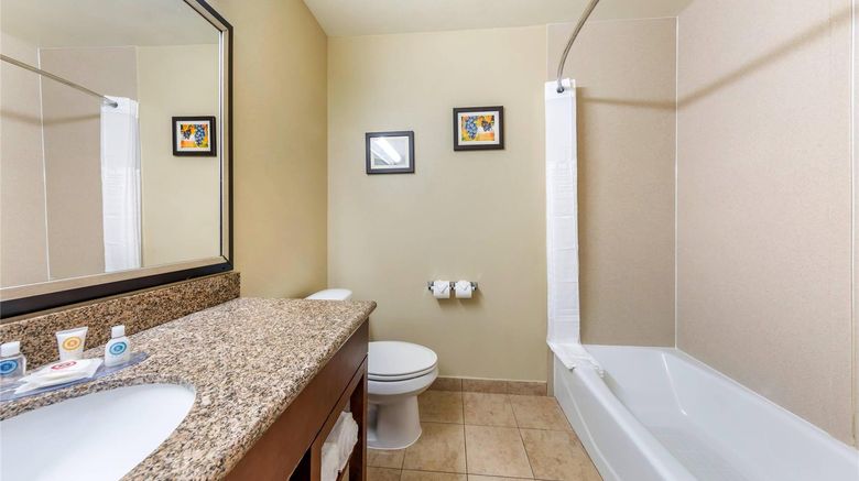 <b>Comfort Inn & Suites San Bernardino Suite</b>. Images powered by <a href="https://iceportal.shijigroup.com/" title="IcePortal" target="_blank">IcePortal</a>.