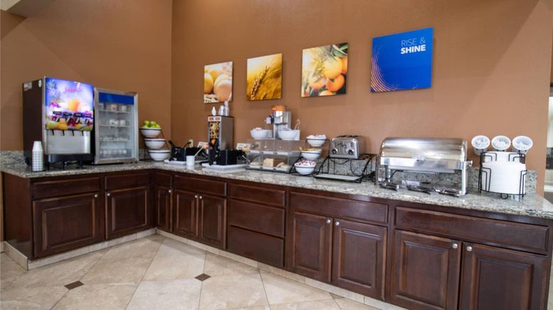 <b>Comfort Inn & Suites San Bernardino Restaurant</b>. Images powered by <a href="https://iceportal.shijigroup.com/" title="IcePortal" target="_blank">IcePortal</a>.