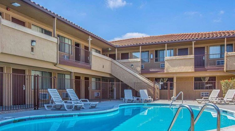 Rodeway Inn Santee San Diego East Pool