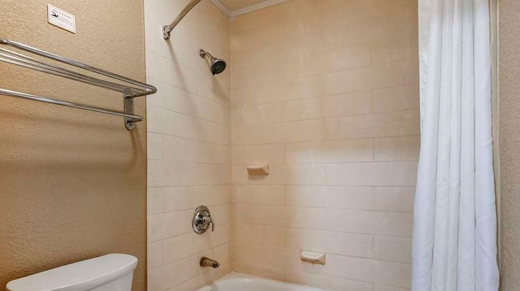 Quality Inn - Blythe Room