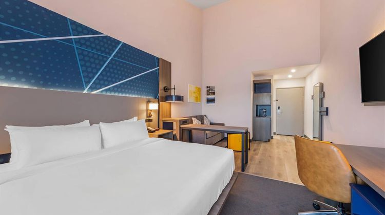 Comfort Inn & Suites Irvine Spectrum Suite