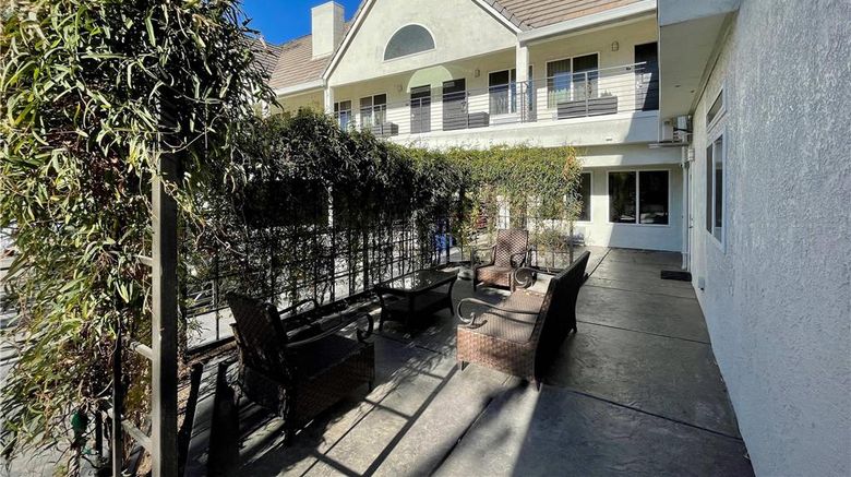 <b>Aggie Inn, an Ascend Collection Hotel Pool</b>. Images powered by <a href="https://iceportal.shijigroup.com/" title="IcePortal" target="_blank">IcePortal</a>.