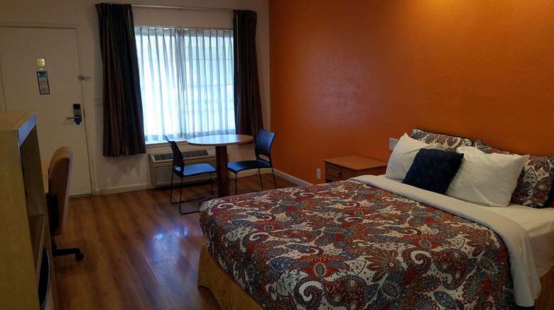 <b>Rodeway Inn - Alameda/Oakland Room</b>. Images powered by <a href="https://iceportal.shijigroup.com/" title="IcePortal" target="_blank">IcePortal</a>.