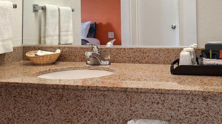 <b>Rodeway Inn - Alameda/Oakland Room</b>. Images powered by <a href="https://iceportal.shijigroup.com/" title="IcePortal" target="_blank">IcePortal</a>.