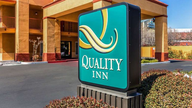 <b>Quality Inn Exterior</b>. Images powered by <a href="https://iceportal.shijigroup.com/" title="IcePortal" target="_blank">IcePortal</a>.
