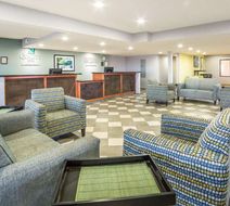 Quality Inn Needles Lobby