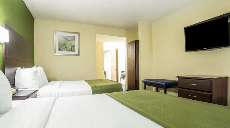 Quality Inn Needles Suite