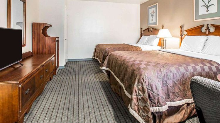 Rodeway Inn South Gate Room