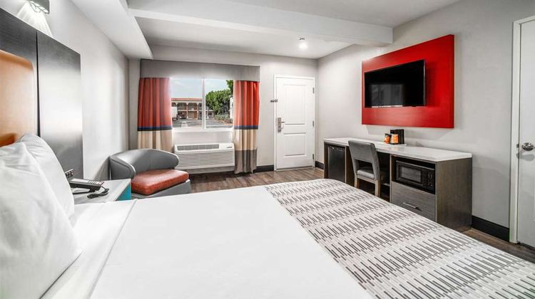 Rodeway Inn South Gate Room