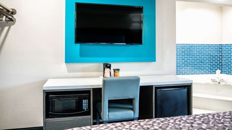 Rodeway Inn South Gate Suite