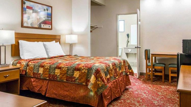 Rodeway Inn Encinitas North Suite