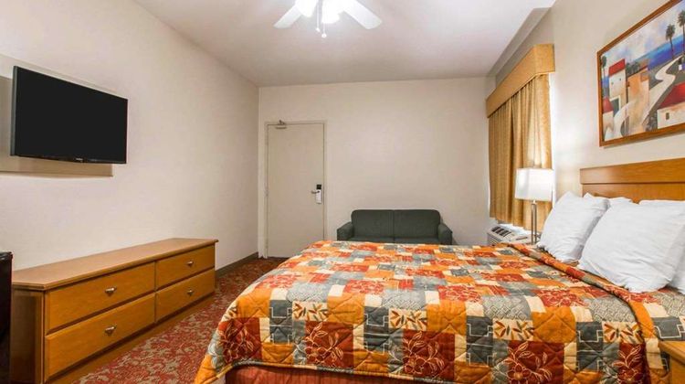Rodeway Inn Encinitas North Suite