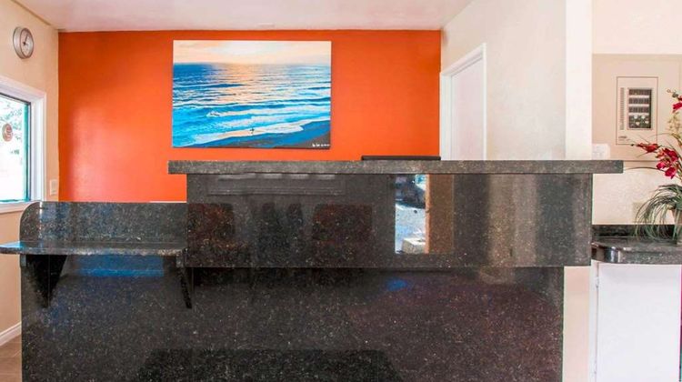 Rodeway Inn Encinitas North Lobby