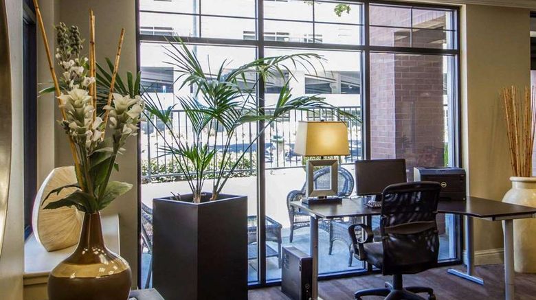 <b>Hotel Med Park, an Ascend Hotel Lobby</b>. Images powered by <a href="https://iceportal.shijigroup.com/" title="IcePortal" target="_blank">IcePortal</a>.