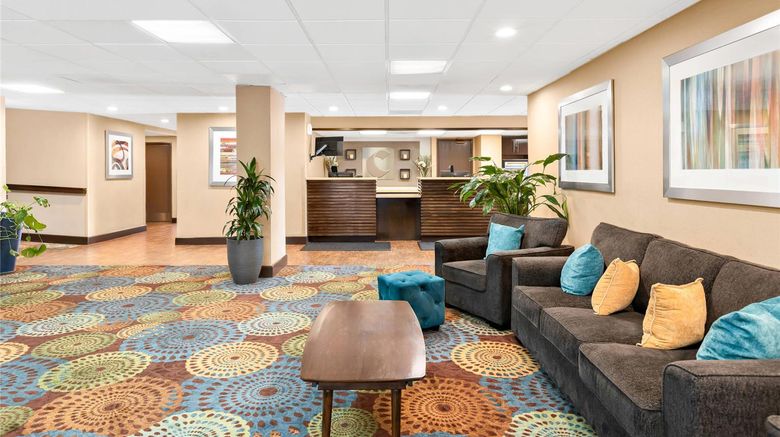 <b>Comfort Inn Chula Vista San Diego South Lobby</b>. Images powered by <a href="https://iceportal.shijigroup.com/" title="IcePortal" target="_blank">IcePortal</a>.