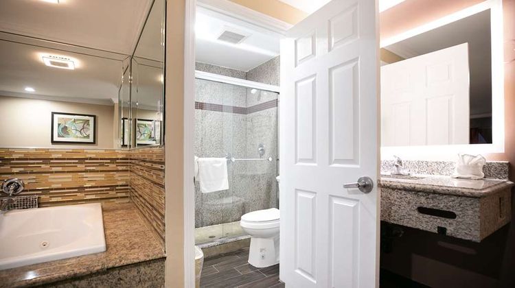 Rodeway Inn and Suites Bellflower Room