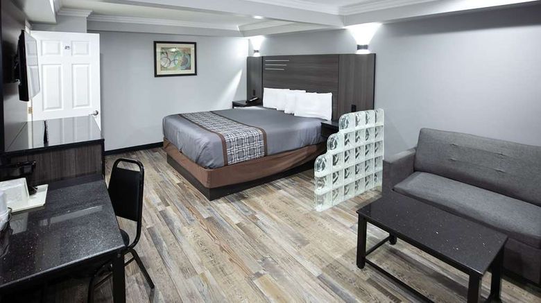 <b>Rodeway Inn and Suites Bellflower Suite</b>. Images powered by <a href="https://iceportal.shijigroup.com/" title="IcePortal" target="_blank">IcePortal</a>.