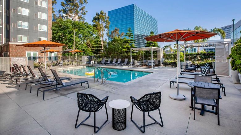 <b>Cambria Hotel LAX Pool</b>. Images powered by <a href="https://iceportal.shijigroup.com/" title="IcePortal" target="_blank">IcePortal</a>.