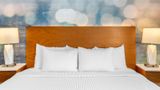 <b>Cambria Hotel LAX Room</b>. Images powered by <a href="https://iceportal.shijigroup.com/" title="IcePortal" target="_blank">IcePortal</a>.