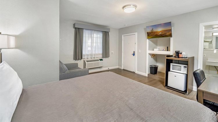 Rodeway Inn Stockton Room