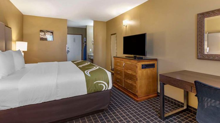 Quality Inn & Suites Westminster Room
