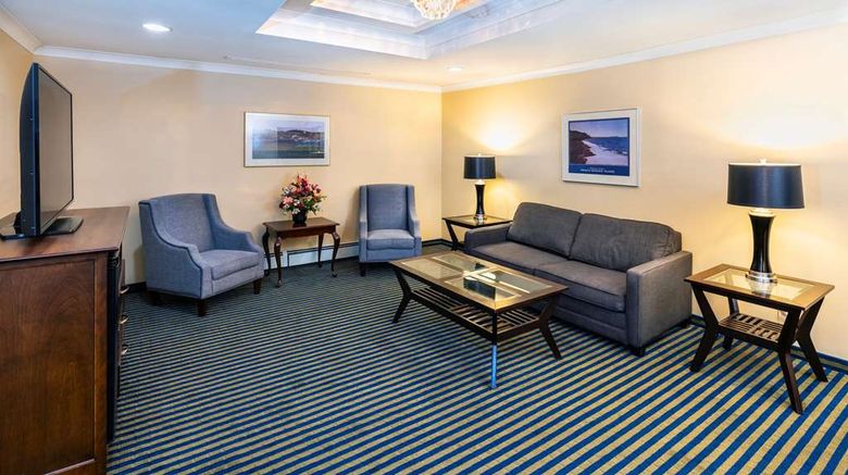 <b>Quality Inn Garden of the Gulf Suite</b>. Images powered by <a href="https://iceportal.shijigroup.com/" title="IcePortal" target="_blank">IcePortal</a>.