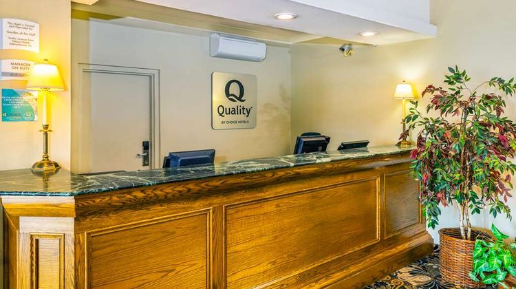 Quality Inn & Suites Garden of the Gulf Lobby