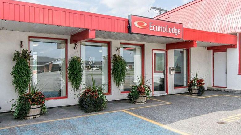 <b>Econo Lodge New Liskeard Exterior</b>. Images powered by <a href="https://iceportal.shijigroup.com/" title="IcePortal" target="_blank">IcePortal</a>.