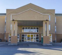 Comfort Inn and Suites Moose Jaw Exterior