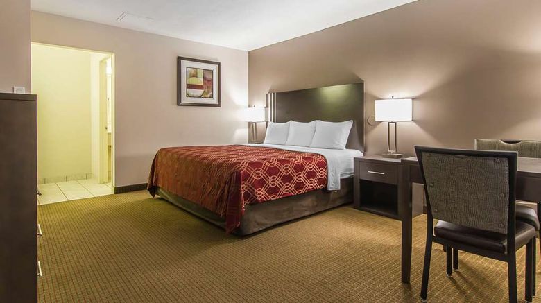 <b>Econo Lodge Suite</b>. Images powered by <a href="https://iceportal.shijigroup.com/" title="IcePortal" target="_blank">IcePortal</a>.