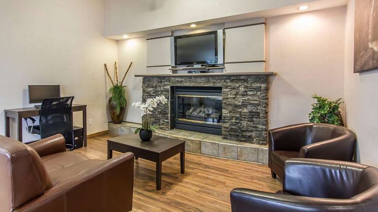 <b>Econo Lodge Lobby</b>. Images powered by <a href="https://iceportal.shijigroup.com/" title="IcePortal" target="_blank">IcePortal</a>.