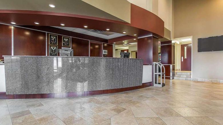 <b>Quality Inn Bay Front Lobby</b>. Images powered by <a href="https://iceportal.shijigroup.com/" title="IcePortal" target="_blank">IcePortal</a>.