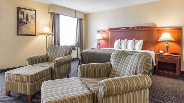 <b>Quality Inn Bay Front Room</b>. Images powered by <a href="https://iceportal.shijigroup.com/" title="IcePortal" target="_blank">IcePortal</a>.