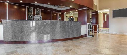 Quality Inn Bay Front Lobby