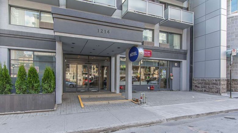 <b>Comfort Suites Montreal Exterior</b>. Images powered by <a href="https://iceportal.shijigroup.com/" title="IcePortal" target="_blank">IcePortal</a>.