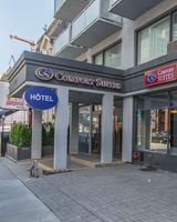 Comfort Suites Montreal