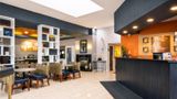 Comfort Hotel & Suites Peterborough Lobby