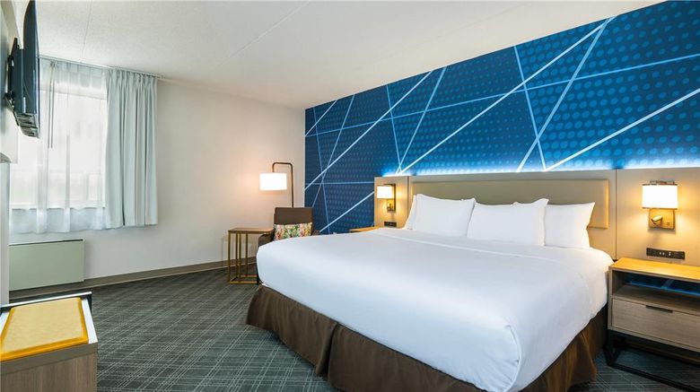 <b>Comfort Inn & Suites Barrie Suite</b>. Images powered by <a href="https://iceportal.shijigroup.com/" title="IcePortal" target="_blank">IcePortal</a>.
