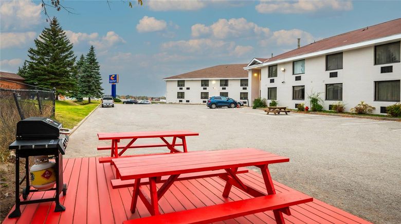 <b>Comfort Inn & Suites Barrie Other</b>. Images powered by <a href="https://iceportal.shijigroup.com/" title="IcePortal" target="_blank">IcePortal</a>.