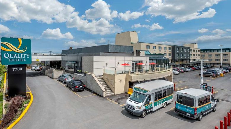 <b>Quality Hotel Dorval Aeroport Exterior</b>. Images powered by <a href="https://iceportal.shijigroup.com/" title="IcePortal" target="_blank">IcePortal</a>.