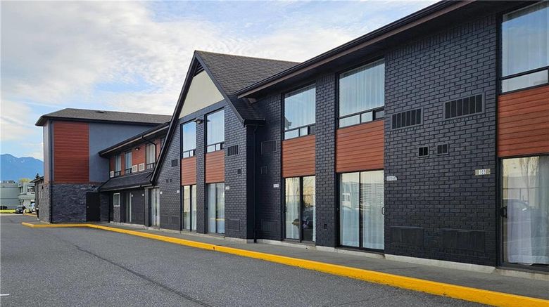 <b>Comfort Inn Exterior</b>. Images powered by <a href="https://iceportal.shijigroup.com/" title="IcePortal" target="_blank">IcePortal</a>.